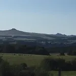 F2 Avec Parking Et Animaux Acceptes Au Mont-dore - Fr-1-415-195